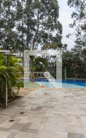 Apartamento para alugar com 172m², 3 quartos e 3 vagasPiscina