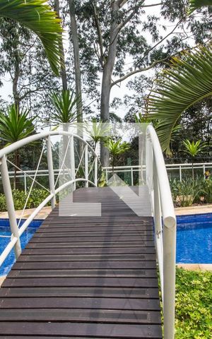 Apartamento para alugar com 172m², 3 quartos e 3 vagasPiscina