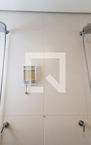 Apartamento para alugar com 172m², 3 quartos e 3 vagas Apartamento para alugar com 172m², 3 quartos e 3 vagasBanheiro da Suíte 1
