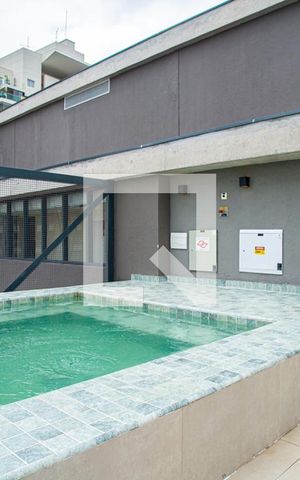 Studio à venda com 24m², 1 quarto e sem vaga Studio à venda com 24m², 1 quarto e sem vagaÁrea comum - Piscina