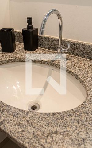 Studio à venda com 24m², 1 quarto e sem vaga Studio à venda com 24m², 1 quarto e sem vagaBanheiro