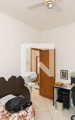 Casa à venda com 200m², 3 quartos e 5 vagas Casa à venda com 200m², 3 quartos e 5 vagasQuarto 1
