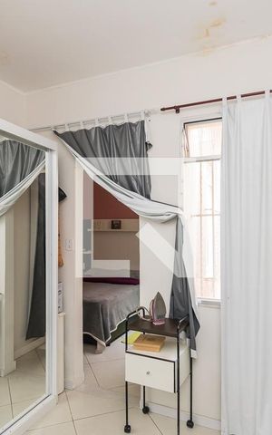 Casa à venda com 200m², 3 quartos e 5 vagas Casa à venda com 200m², 3 quartos e 5 vagasQuarto 3