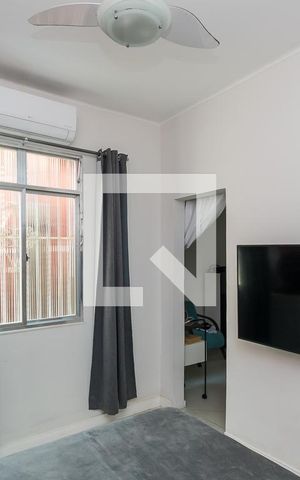 Casa à venda com 200m², 3 quartos e 5 vagas Casa à venda com 200m², 3 quartos e 5 vagasQuarto 2