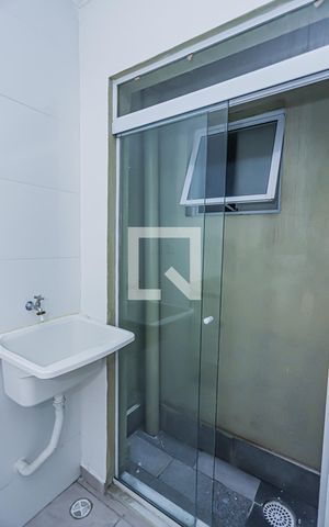 Apartamento para alugar com 30m², 1 quarto e sem vaga Apartamento para alugar com 30m², 1 quarto e sem vagaSala, cozinha e área de serviço