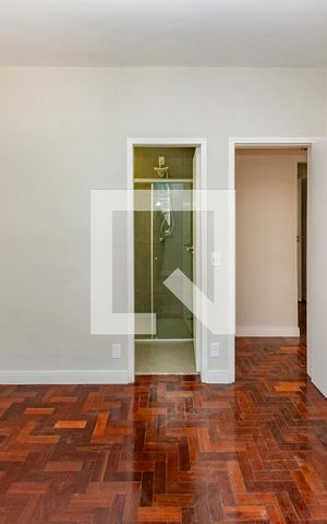 Apartamento à venda com 80m², 3 quartos e 1 vaga Apartamento à venda com 80m², 3 quartos e 1 vagaSuíte