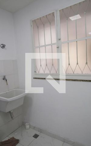 Casa para alugar com 85m², 2 quartos e sem vagaÁrea de Serviço