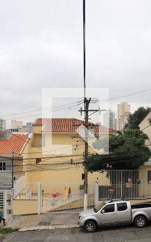 Casa à venda com 120m², 2 quartos e 1 vaga Casa à venda com 120m², 2 quartos e 1 vagaQuarto 1