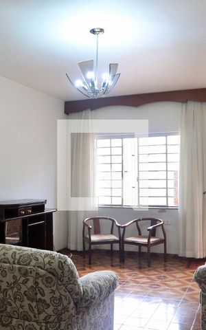 Casa à venda com 120m², 2 quartos e 1 vaga Casa à venda com 120m², 2 quartos e 1 vagaSala