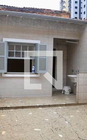 Casa à venda com 120m², 2 quartos e 1 vaga Casa à venda com 120m², 2 quartos e 1 vagaQuintal