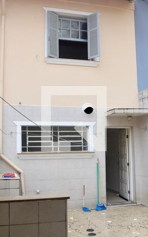 Casa à venda com 120m², 2 quartos e 1 vaga Casa à venda com 120m², 2 quartos e 1 vagaQuintal