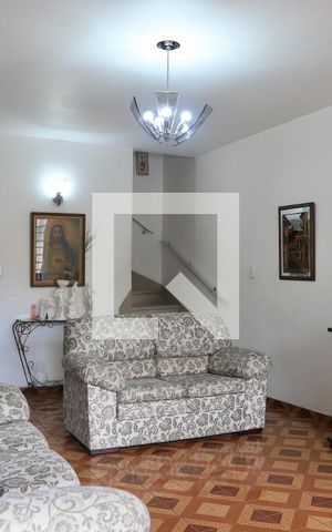 Casa à venda com 120m², 2 quartos e 1 vaga Casa à venda com 120m², 2 quartos e 1 vagaSala