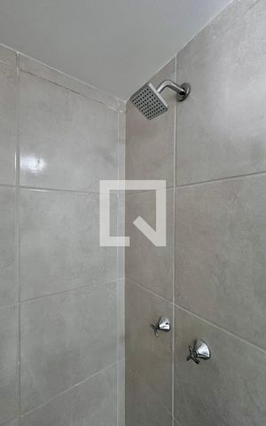 Apartamento à venda com 36m², 2 quartos e sem vagaBanheiro