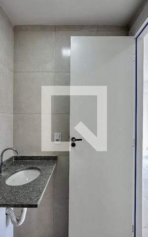 Apartamento à venda com 36m², 2 quartos e sem vagaBanheiro