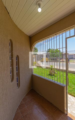 Casa à venda com 300m², 2 quartos e 3 vagas Casa à venda com 300m², 2 quartos e 3 vagasVaranda