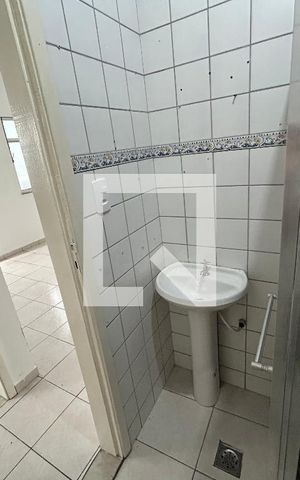 Casa para alugar com 47m², 2 quartos e sem vagaBanheiro