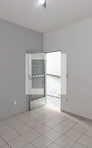 Casa para alugar com 47m², 2 quartos e sem vagaSala