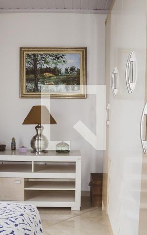Casa à venda com 450m², 4 quartos e 5 vagas Casa à venda com 450m², 4 quartos e 5 vagasQuarto 3