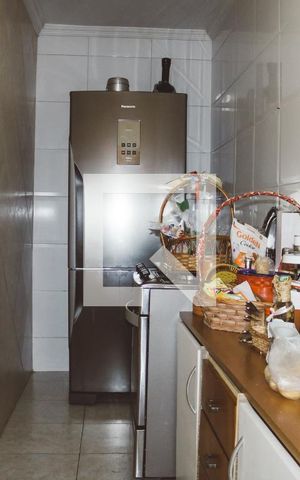 Casa à venda com 450m², 4 quartos e 5 vagas Casa à venda com 450m², 4 quartos e 5 vagasCozinha