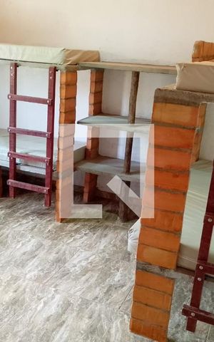 Casa de condomínio à venda com 130m², 3 quartos e 2 vagas Casa de condomínio à venda com 130m², 3 quartos e 2 vagasQuarto
