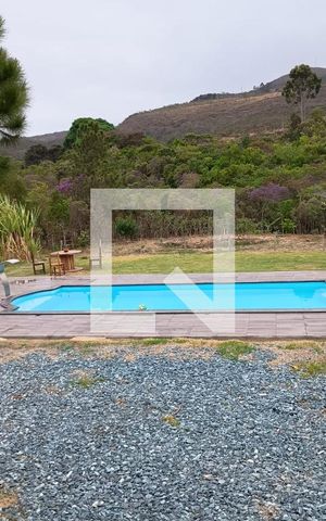 Casa de condomínio à venda com 130m², 3 quartos e 2 vagas Casa de condomínio à venda com 130m², 3 quartos e 2 vagasPiscina