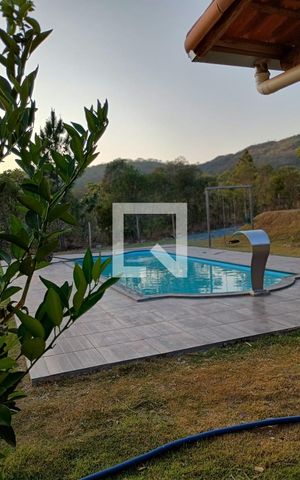Casa de condomínio à venda com 130m², 3 quartos e 2 vagas Casa de condomínio à venda com 130m², 3 quartos e 2 vagasPiscina