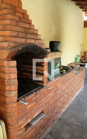 Casa de condomínio à venda com 130m², 3 quartos e 2 vagas Casa de condomínio à venda com 130m², 3 quartos e 2 vagasFogão a Lenha