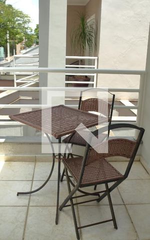 Casa à venda com 195m², 4 quartos e 3 vagasSacada Suíte 1