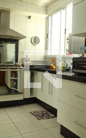 Casa à venda com 195m², 4 quartos e 3 vagasCozinha