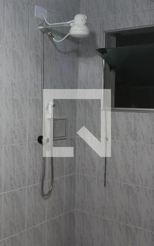 Casa à venda com 320m², 2 quartos e 2 vagasBanheiro Social 