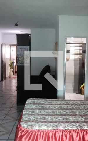 Casa à venda com 320m², 2 quartos e 2 vagasSuíte 1