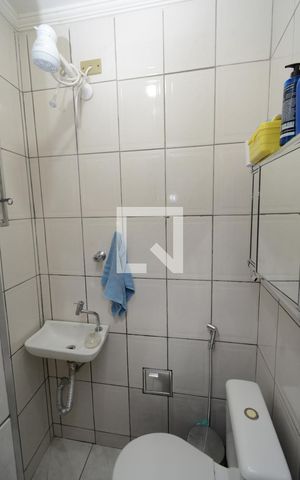 Casa à venda com 115m², 3 quartos e 2 vagasBanheiro de serviço