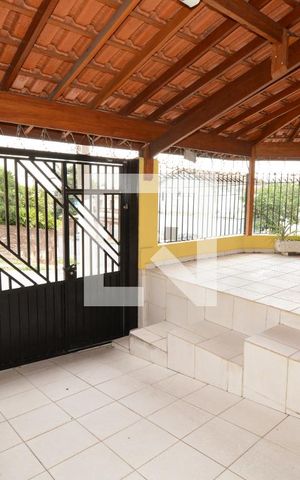 Casa à venda com 115m², 3 quartos e 2 vagasGaragem