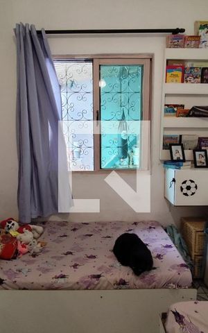 Casa à venda com 200m², 2 quartos e sem vaga Casa à venda com 200m², 2 quartos e sem vagaquarto 2
