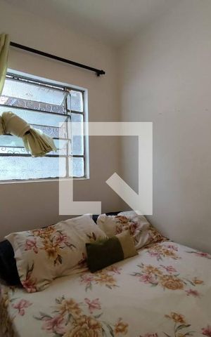 Casa à venda com 200m², 2 quartos e sem vaga Casa à venda com 200m², 2 quartos e sem vagaquarto 1