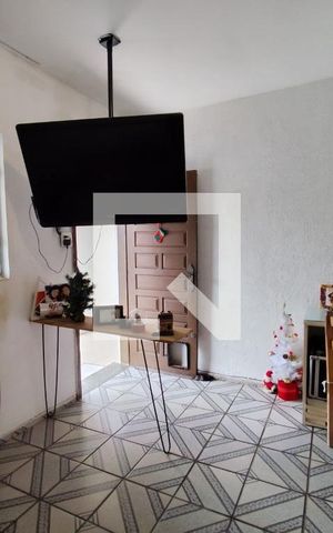 Casa à venda com 200m², 2 quartos e sem vaga Casa à venda com 200m², 2 quartos e sem vagasala
