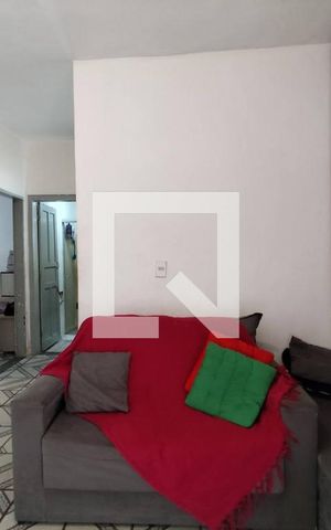 Casa à venda com 200m², 2 quartos e sem vaga Casa à venda com 200m², 2 quartos e sem vagasala