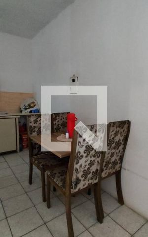 Casa à venda com 200m², 2 quartos e sem vaga Casa à venda com 200m², 2 quartos e sem vagaCozinha