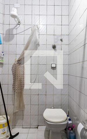 Casa à venda com 144m², 5 quartos e 2 vagas Casa à venda com 144m², 5 quartos e 2 vagasBanheiro da Casa 3