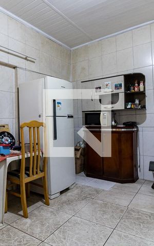 Casa à venda com 144m², 5 quartos e 2 vagas Casa à venda com 144m², 5 quartos e 2 vagasCozinha da Casa 1