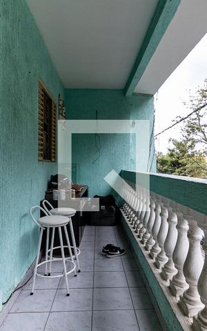 Casa à venda com 144m², 5 quartos e 2 vagas Casa à venda com 144m², 5 quartos e 2 vagasVaranda da Sala da Casa 2