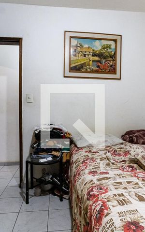 Casa à venda com 144m², 5 quartos e 2 vagas Casa à venda com 144m², 5 quartos e 2 vagasQuarto 2 da Casa 2