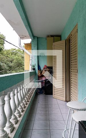 Casa à venda com 144m², 5 quartos e 2 vagas Casa à venda com 144m², 5 quartos e 2 vagasVaranda da Sala da Casa 2
