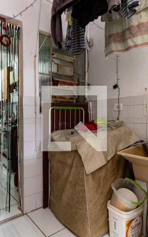 Casa à venda com 144m², 5 quartos e 2 vagas Casa à venda com 144m², 5 quartos e 2 vagasLavanderia da Casa 3
