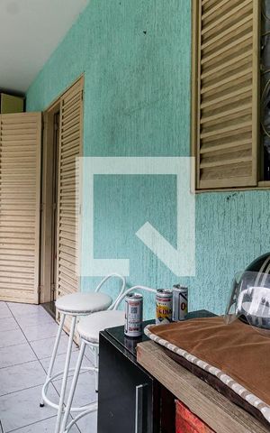 Casa à venda com 144m², 5 quartos e 2 vagas Casa à venda com 144m², 5 quartos e 2 vagasVaranda da Sala da Casa 2