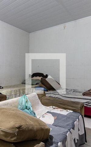 Casa à venda com 144m², 5 quartos e 2 vagas Casa à venda com 144m², 5 quartos e 2 vagassala/Quarto da Casa 1