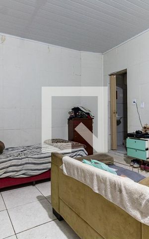 Casa à venda com 144m², 5 quartos e 2 vagas Casa à venda com 144m², 5 quartos e 2 vagassala/Quarto da Casa 1