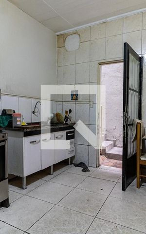 Casa à venda com 144m², 5 quartos e 2 vagas Casa à venda com 144m², 5 quartos e 2 vagasCozinha da Casa 1