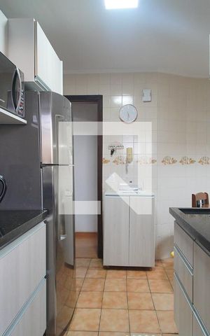 Apartamento à venda com 87m², 2 quartos e sem vaga Apartamento à venda com 87m², 2 quartos e sem vagaCozinha