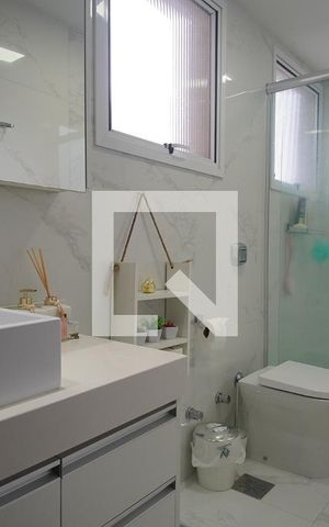 Apartamento à venda com 87m², 2 quartos e sem vaga Apartamento à venda com 87m², 2 quartos e sem vagaBanheiro